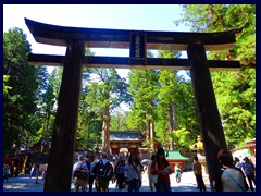 Nikko Toshogu Shrine 02